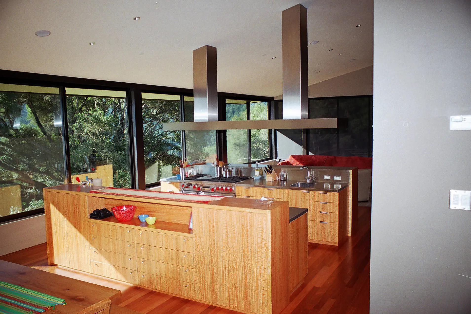 Photo of Barstow/Ensign Residence; architect, Regan Bice and Assoc., Berkeley, CA; kitchen